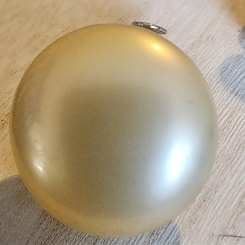 Vintage Marvella Faux Pearl Screw Back Earrings